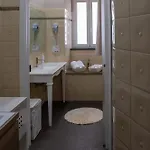 La Casa Nel Vicolo 3