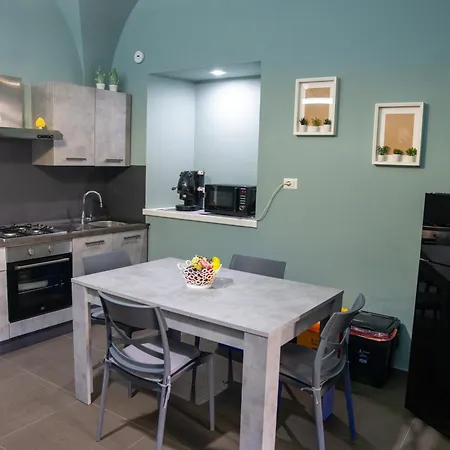 Lägenhet La Casa Nel Vicolo 3 Giardini Naxos