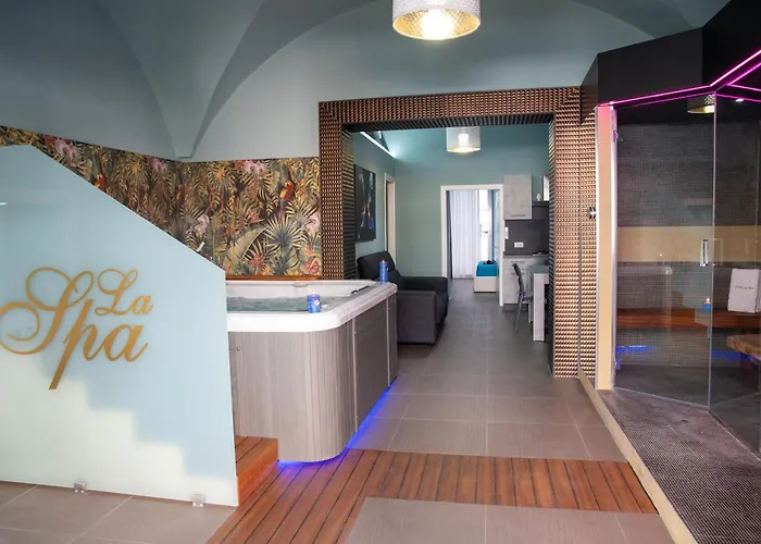 La Casa Nel Vicolo 3 *