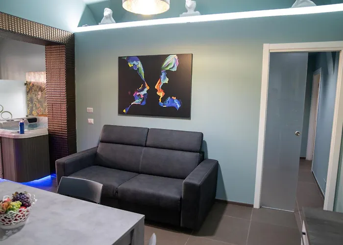 La Casa Nel Vicolo 3 *